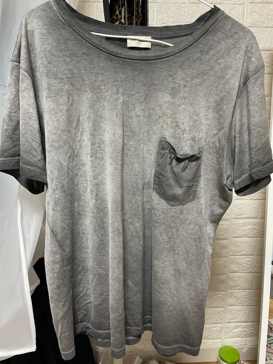 생로랑 워싱 포켓 티셔츠 상품이미지1