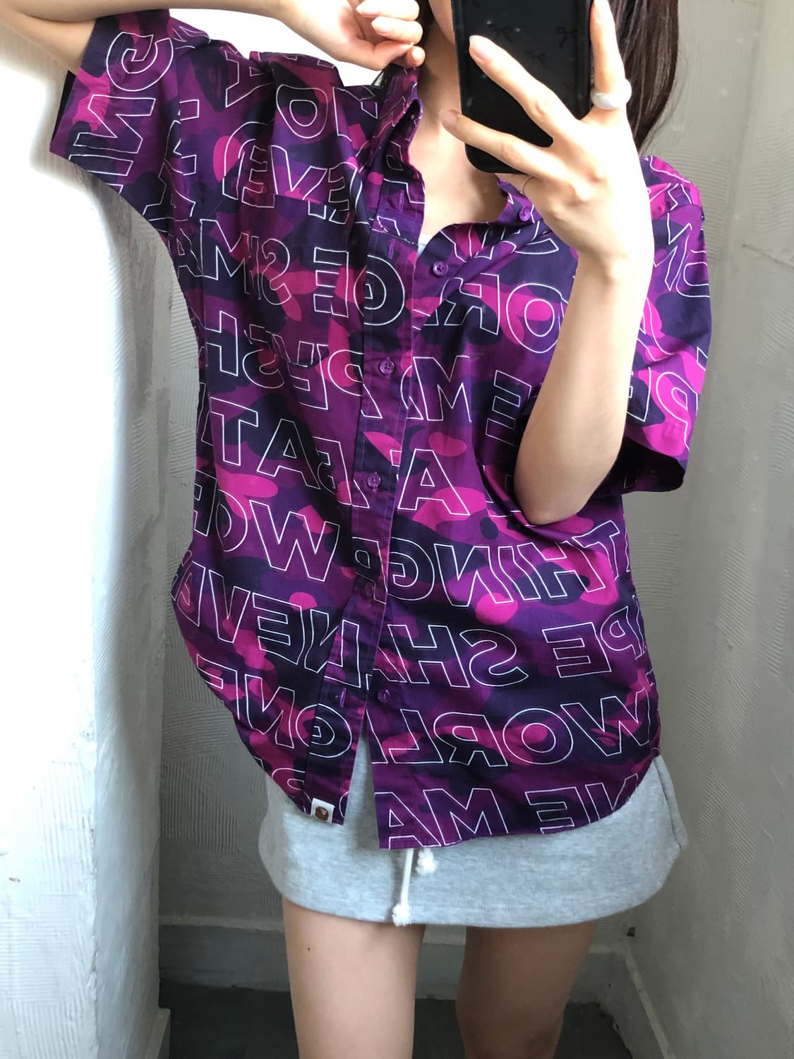 Bape 베이프 텍스트 카모 퍼플 피케 반팔 셔츠 상품이미지3