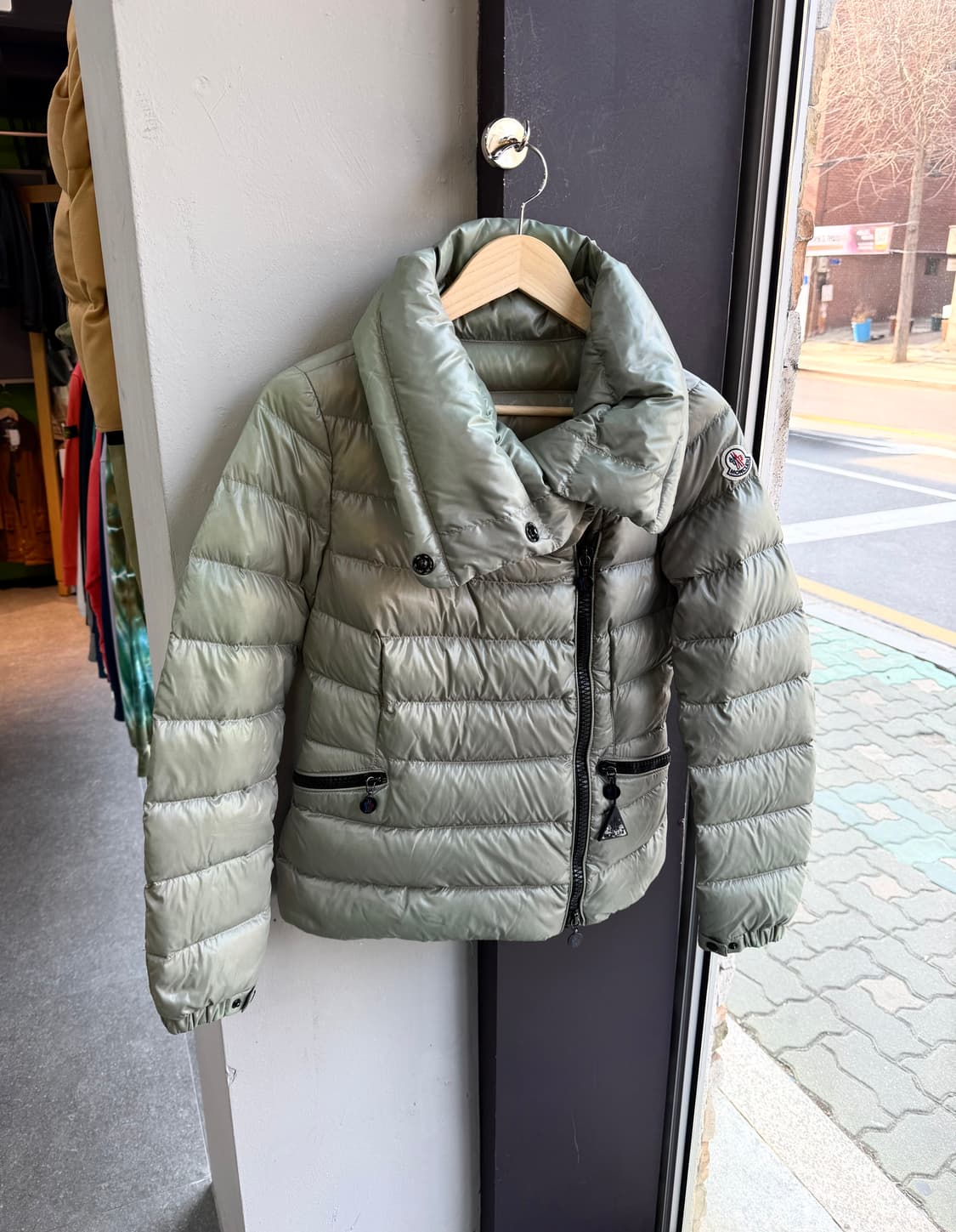 0/ 몽클레어 하이넥 구스다운 패딩 상품이미지2