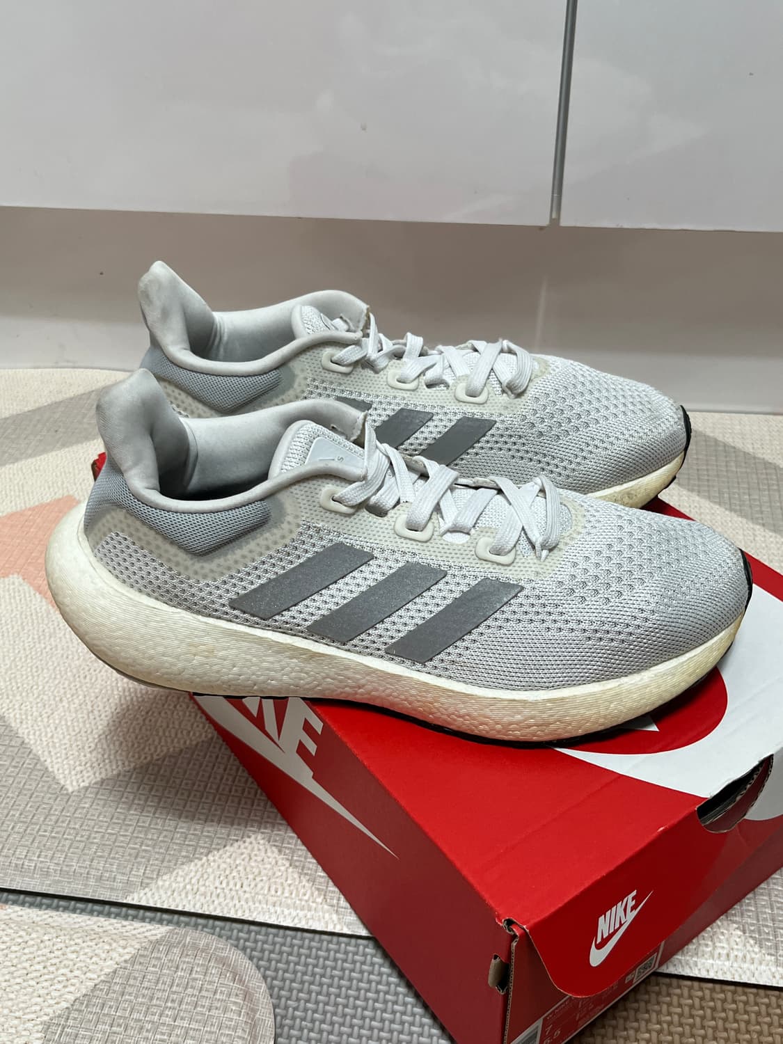 아디다스 퓨어부스트 런닝화 스니커즈 240 상품이미지3