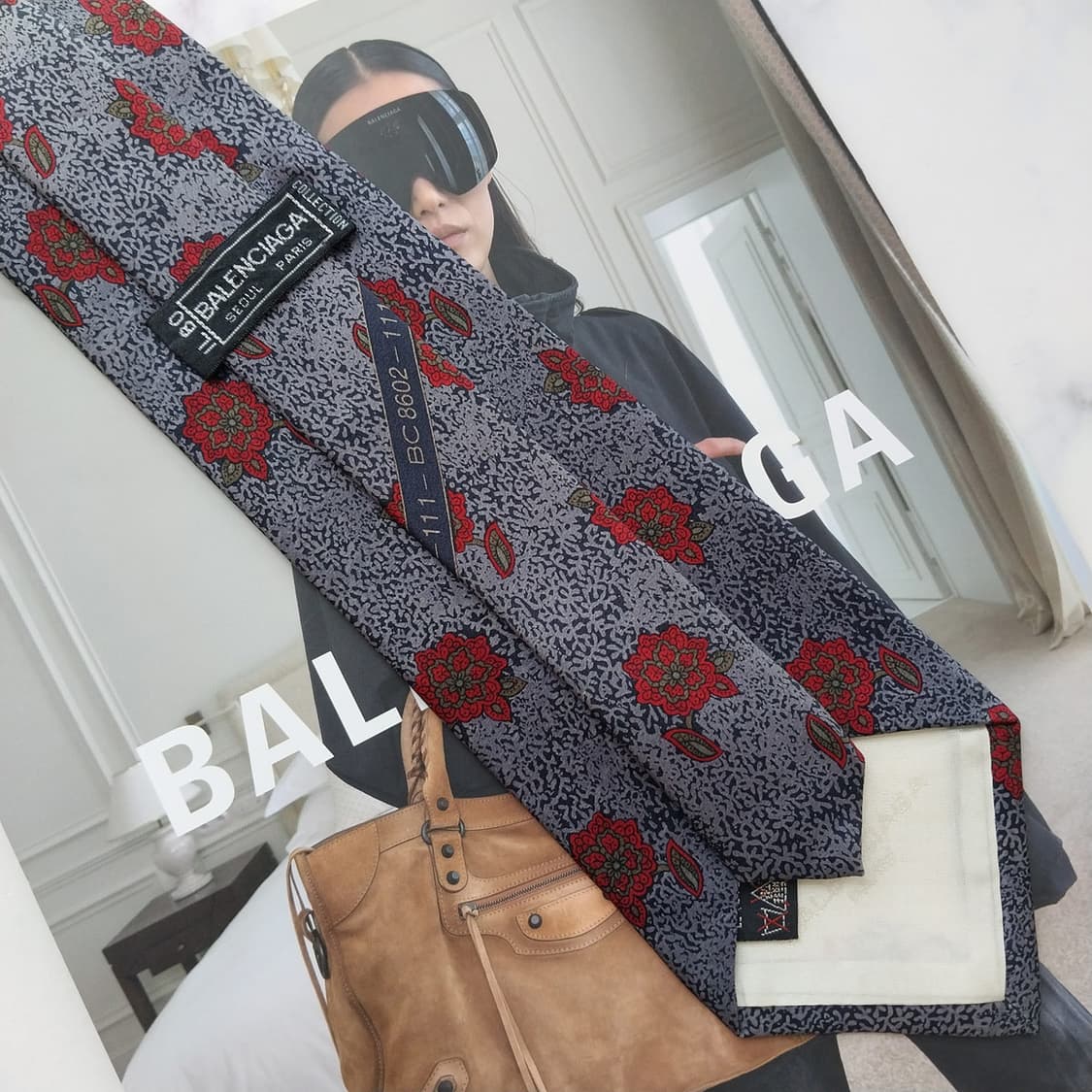 발렌시아가 네이비 플라워 패턴 넥타이 8.7cm A+~A등급 K2734
 상품이미지9