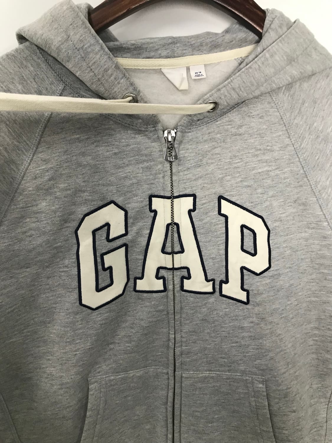 Gap 갭 자수로고 그레이 후드집업 상품이미지4