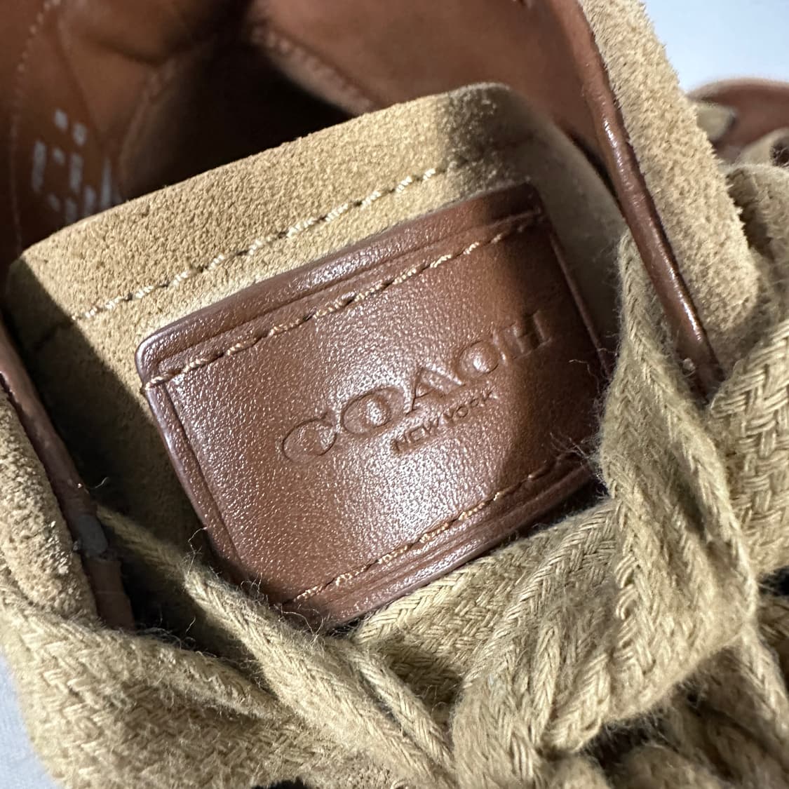 코치 스웨이드 앵클 부츠 상품이미지4