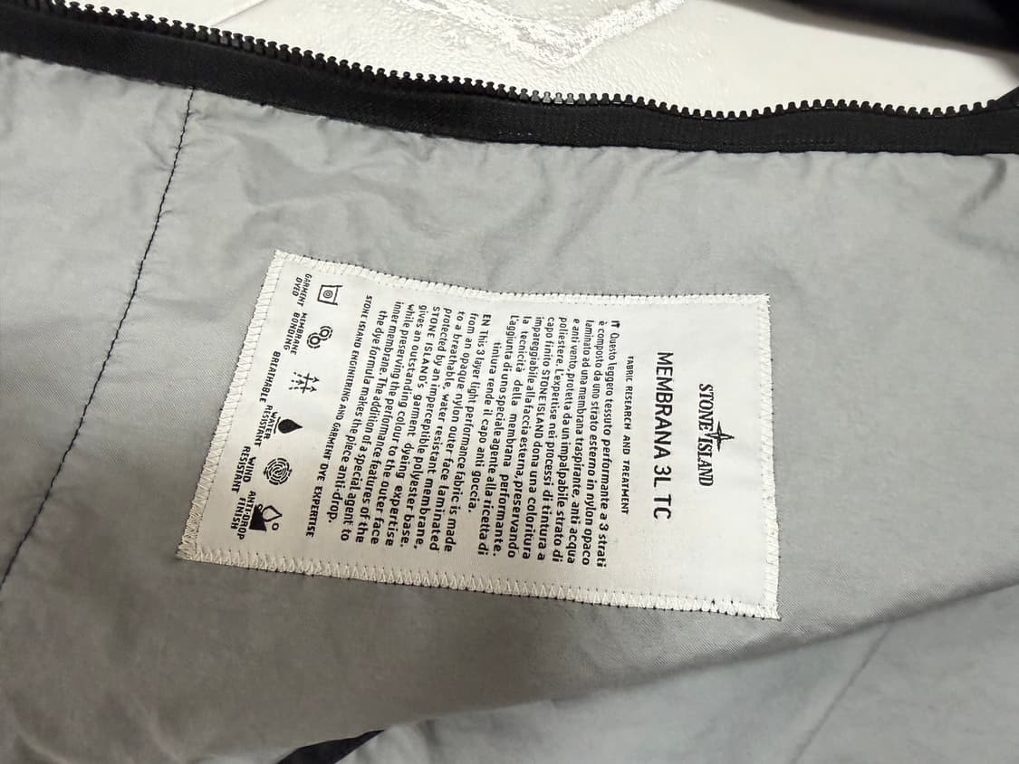 스톤아일랜드 멤브라나 바람막이 XL 상품이미지3