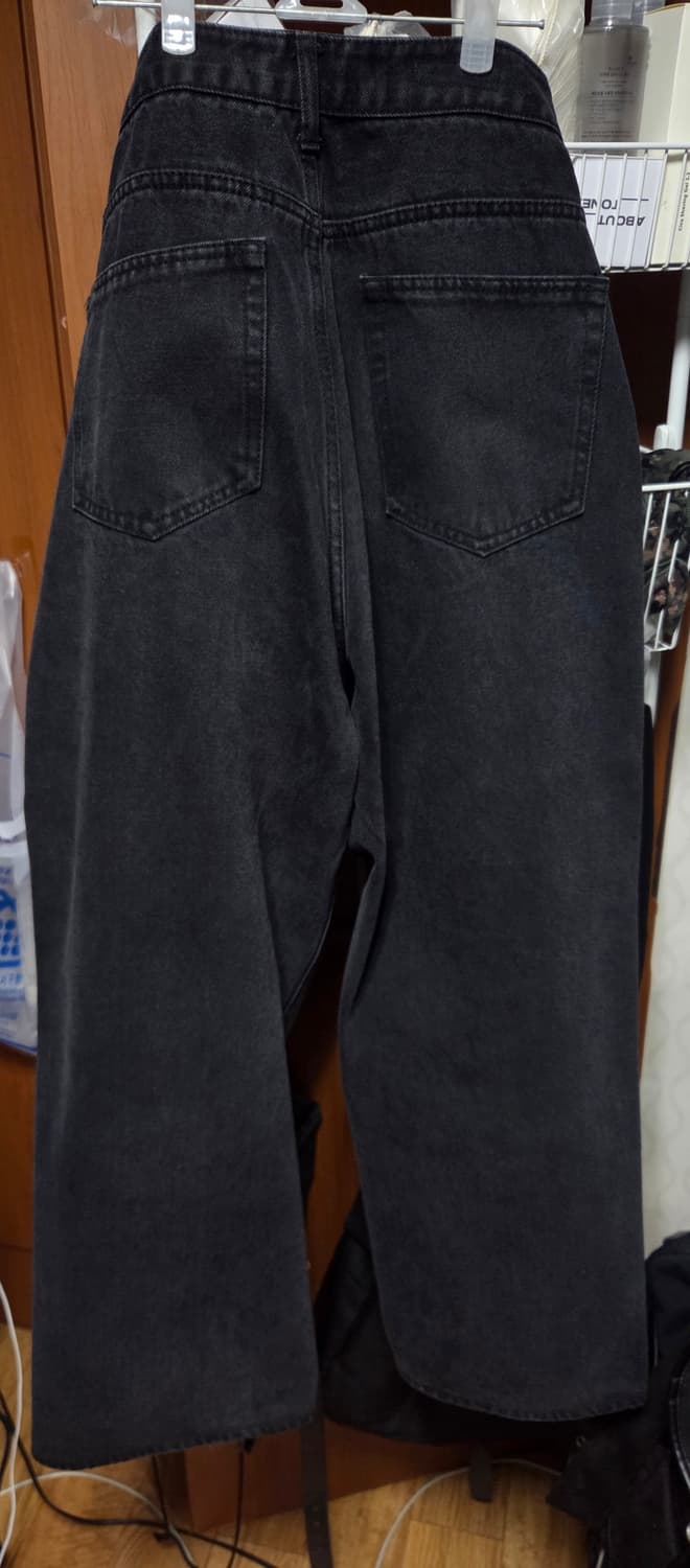 브랜디드 COMFY JEANS (WASHED BLACK) 컴피진 상품이미지3