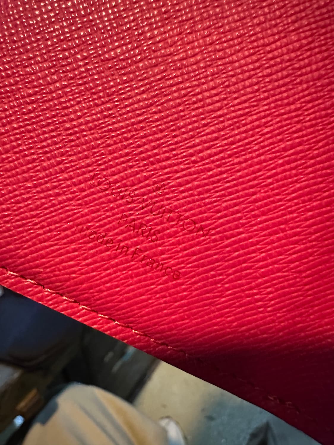 루이비통 멀티컬러 중지갑 상품이미지7