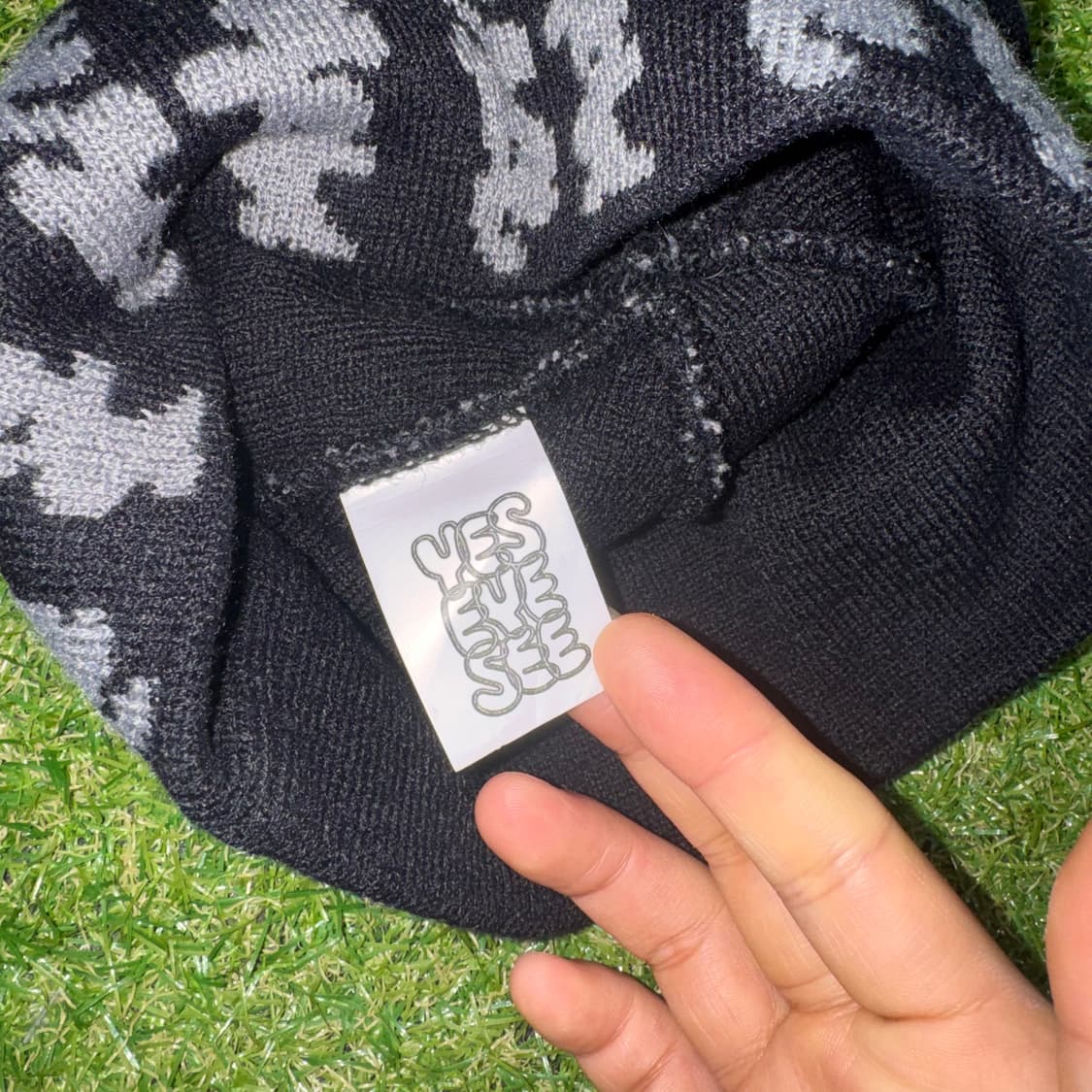 예스아이씨 두들 자카드 비니 블랙 상품이미지2