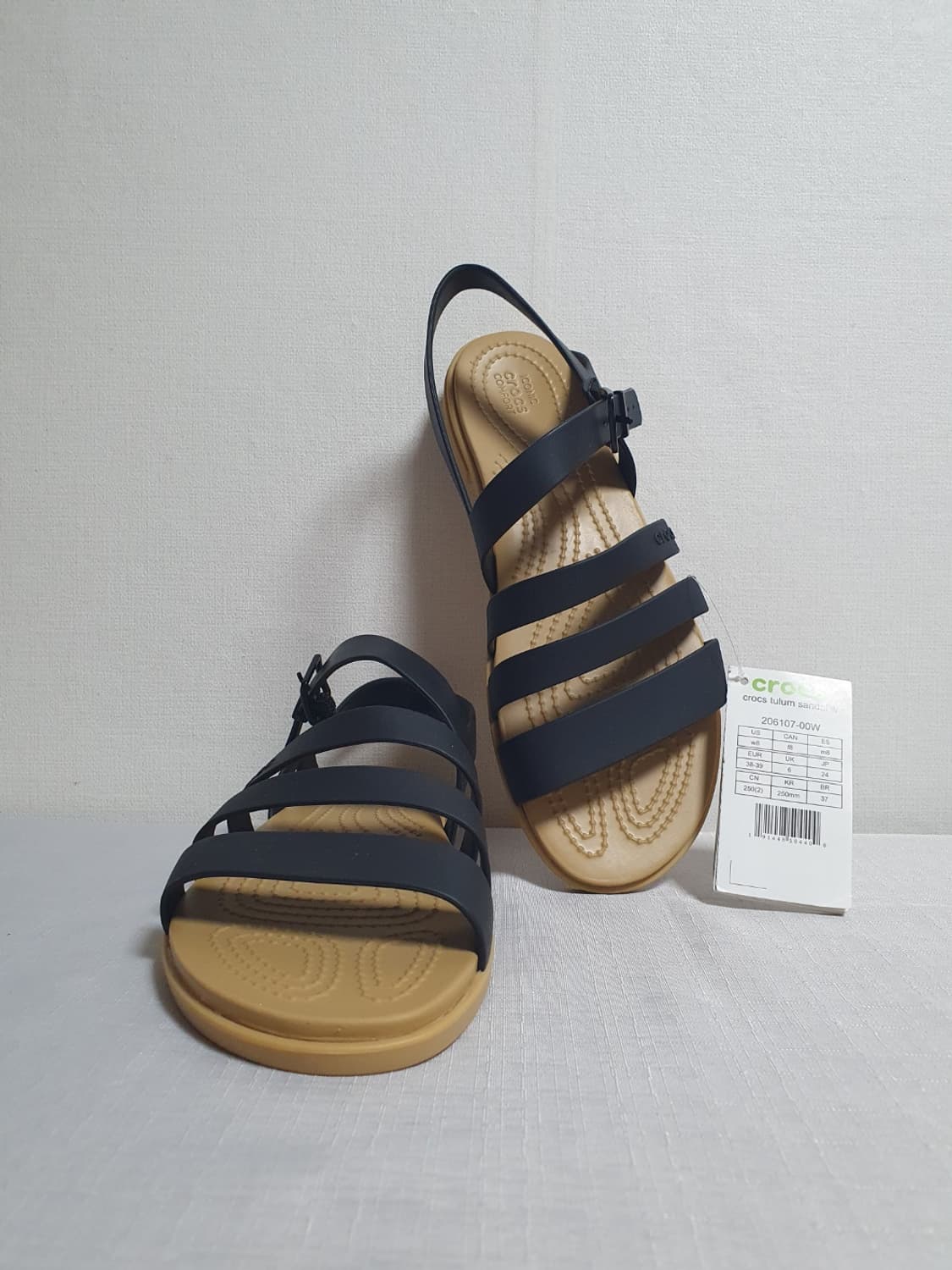 250mm 크록스 툴룸 스트랩 샌들 블랙 탄 상품이미지1
