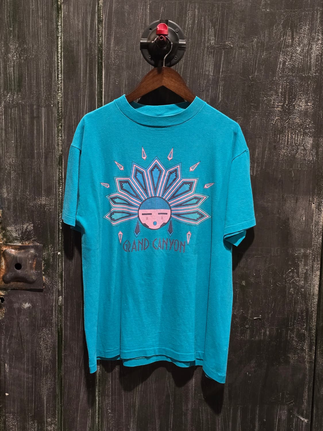 90s Hanes Graphic T-shirt made in U.S.A 상품이미지1