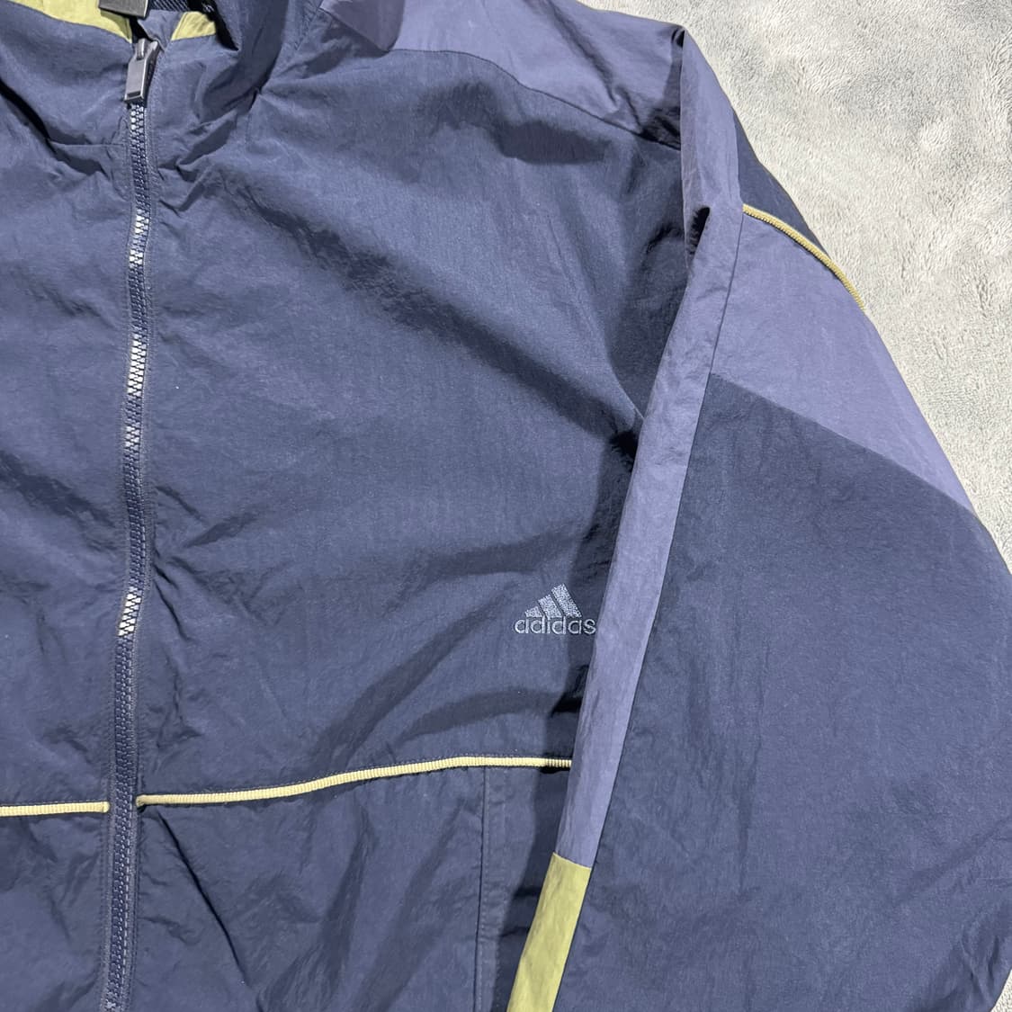 아디다스 빈티지 바람막이 상품이미지3