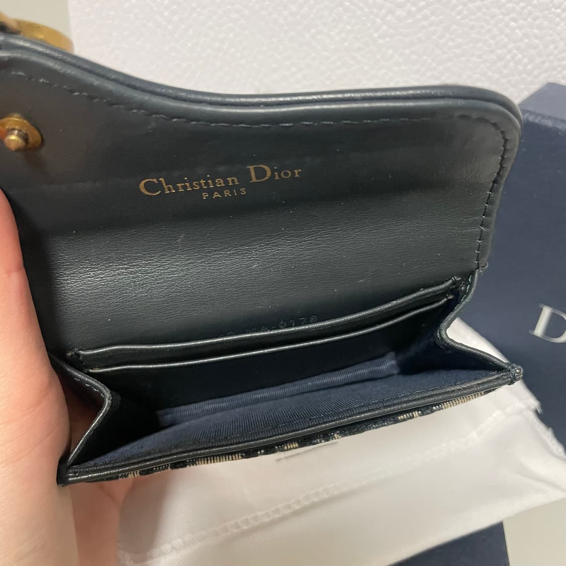 디올 오블리크 새들 카드지갑 상품이미지10