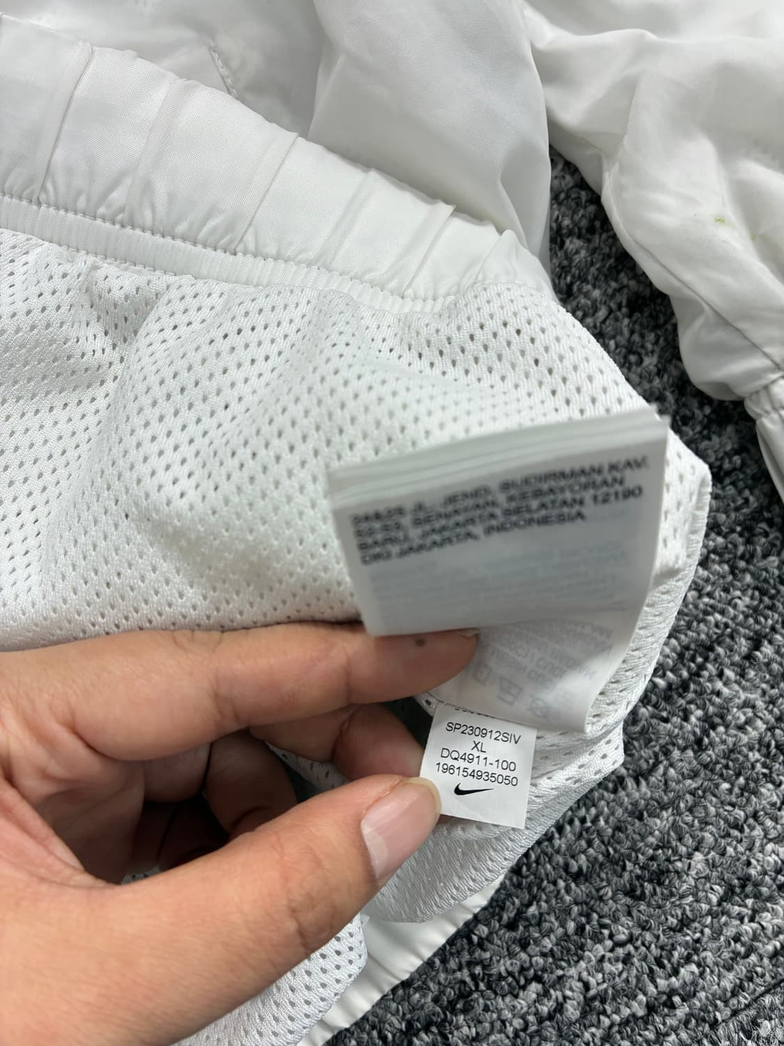 나이키 화이트 윈드러너 바람막이 XL 상품이미지7