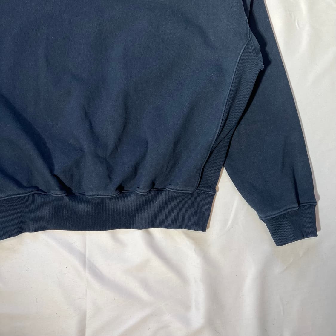 [FREE]마르디메크르디 빅로고 네이비 맨투맨 티셔츠 상품이미지7