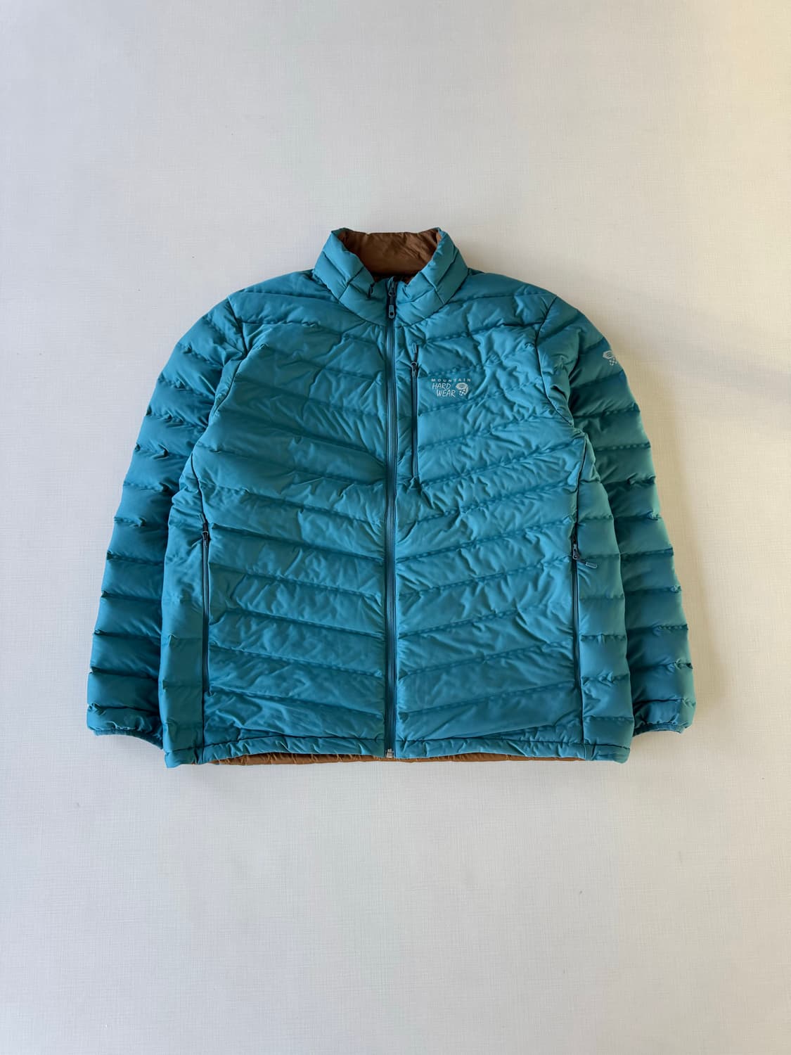 마운틴 하드웨어 다운 패딩 상품이미지1