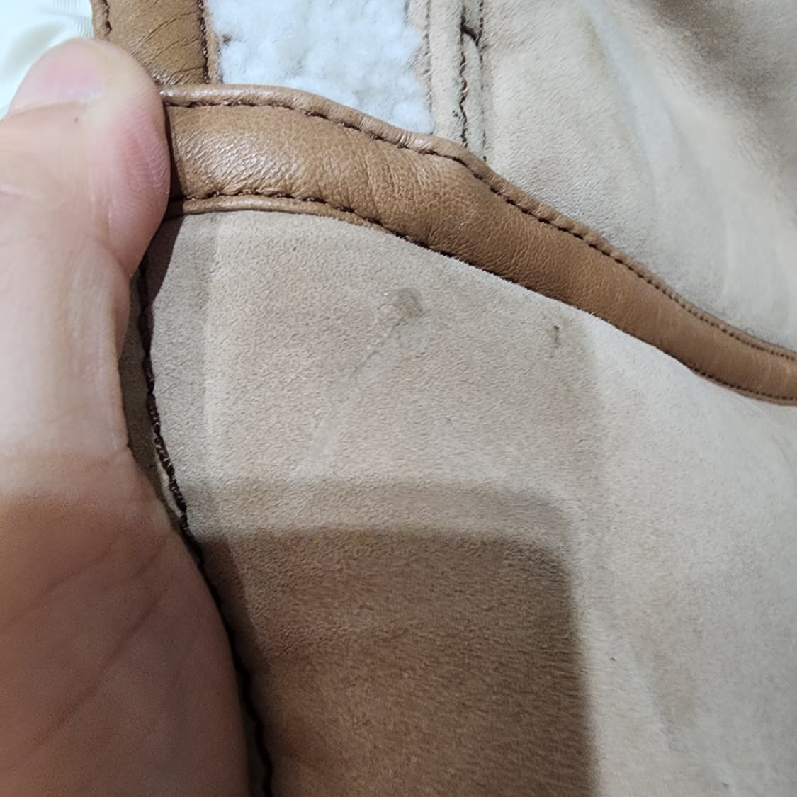 몽클레어 들라그랑쥬 레더 패딩 5사이즈 상품이미지4