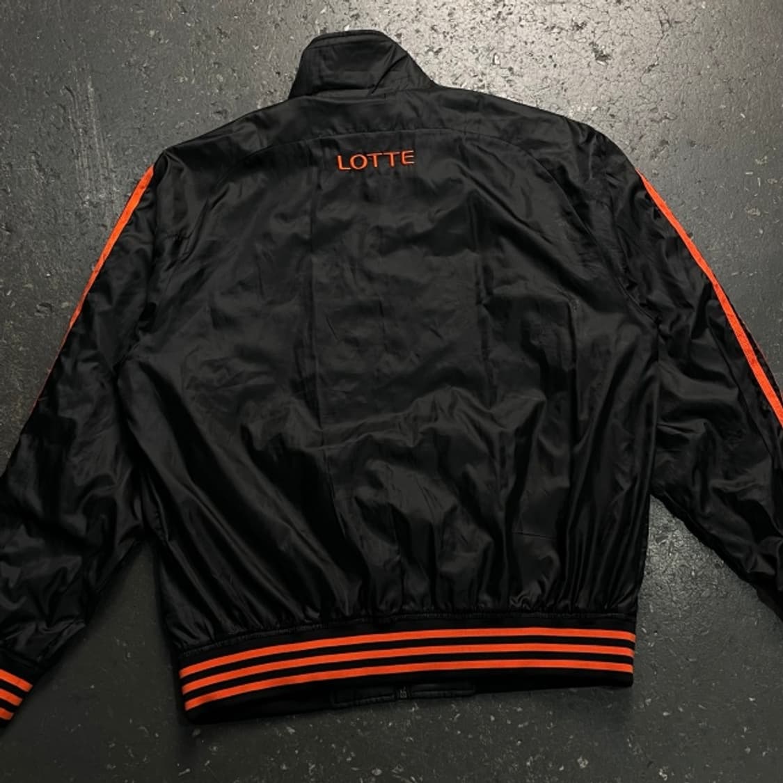 100 아디다스 롯데자이언츠 바람막이 상품이미지5