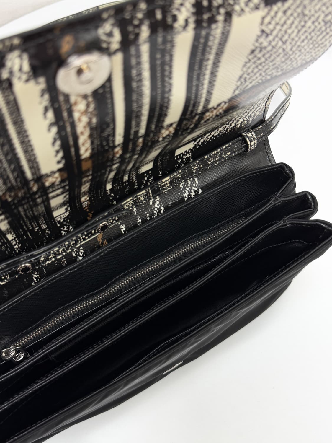 프라다 타탄 체크 사피아노 & 나일론 아코디언 크로스백 상품이미지8
