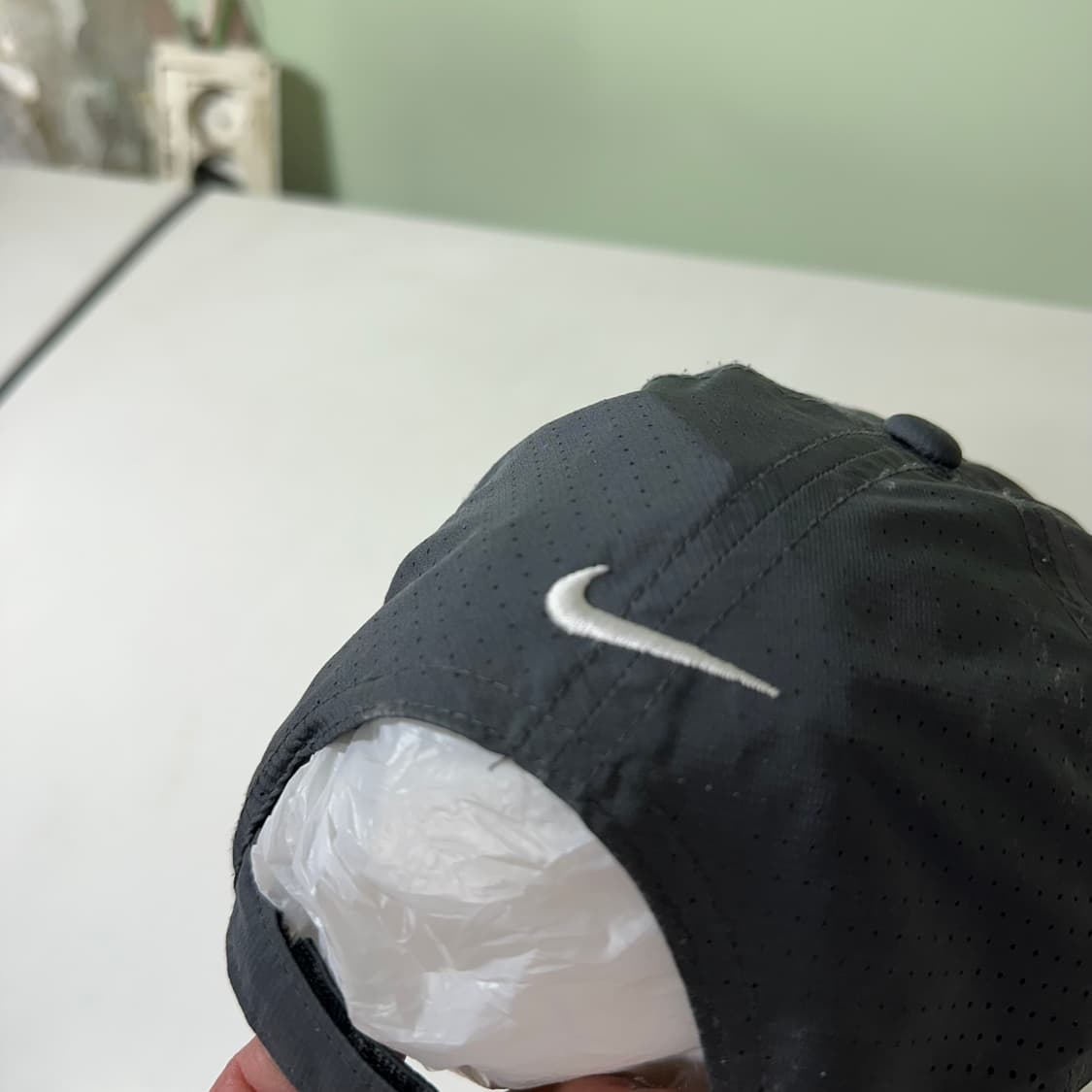 OS 나이키 챠콜 쥐색 DRI-FIT 폴리 시스루 런닝캡 상품이미지4