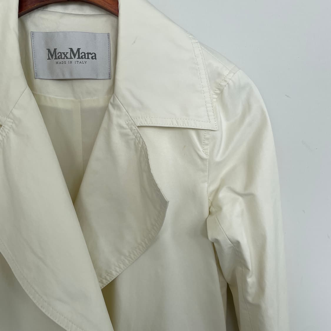 막스마라 화이트 트렌치 코트 상품이미지3