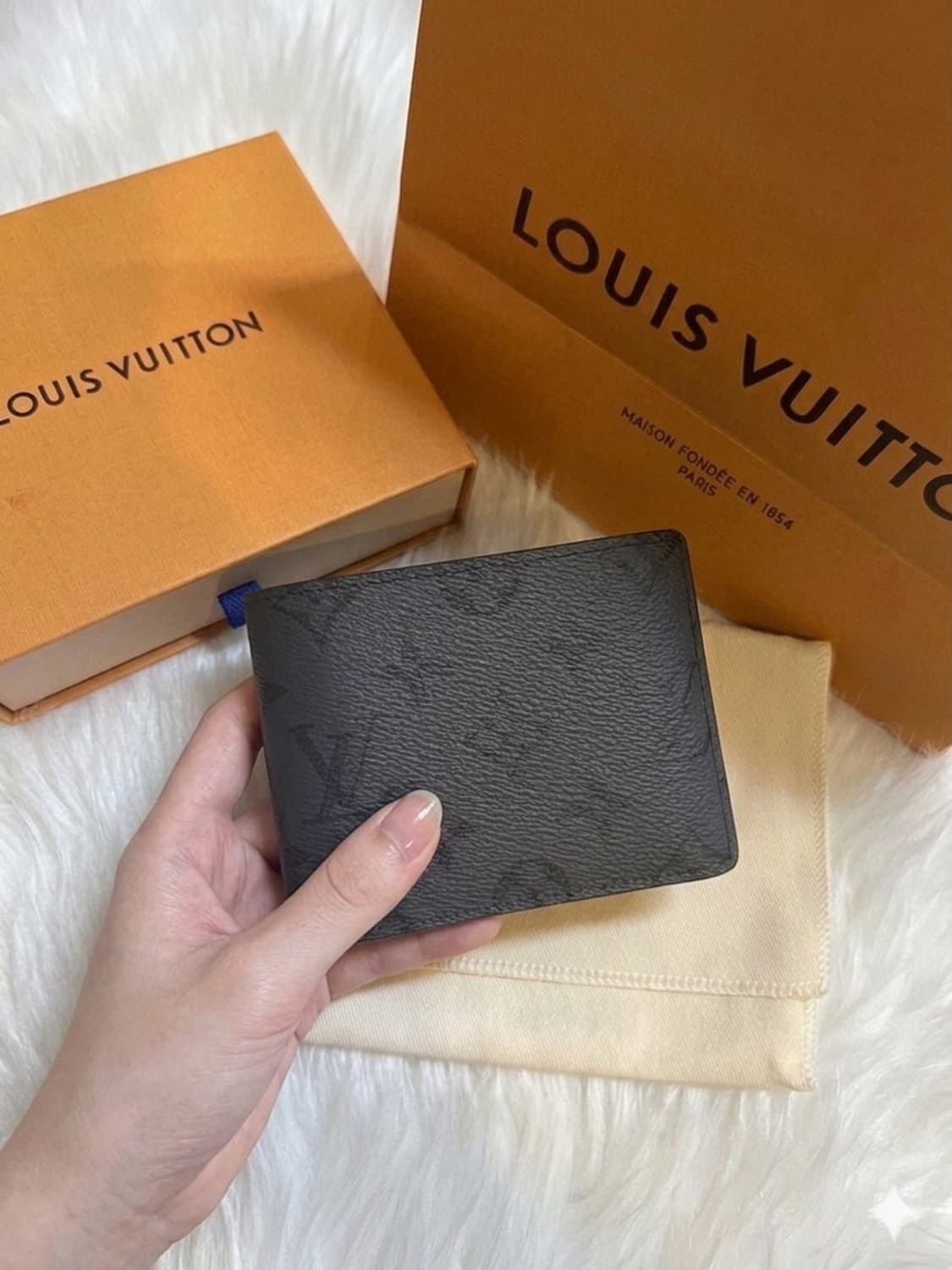 루이비통 이클립스 리버스 슬렌더 반지갑 새상품급 상품이미지1