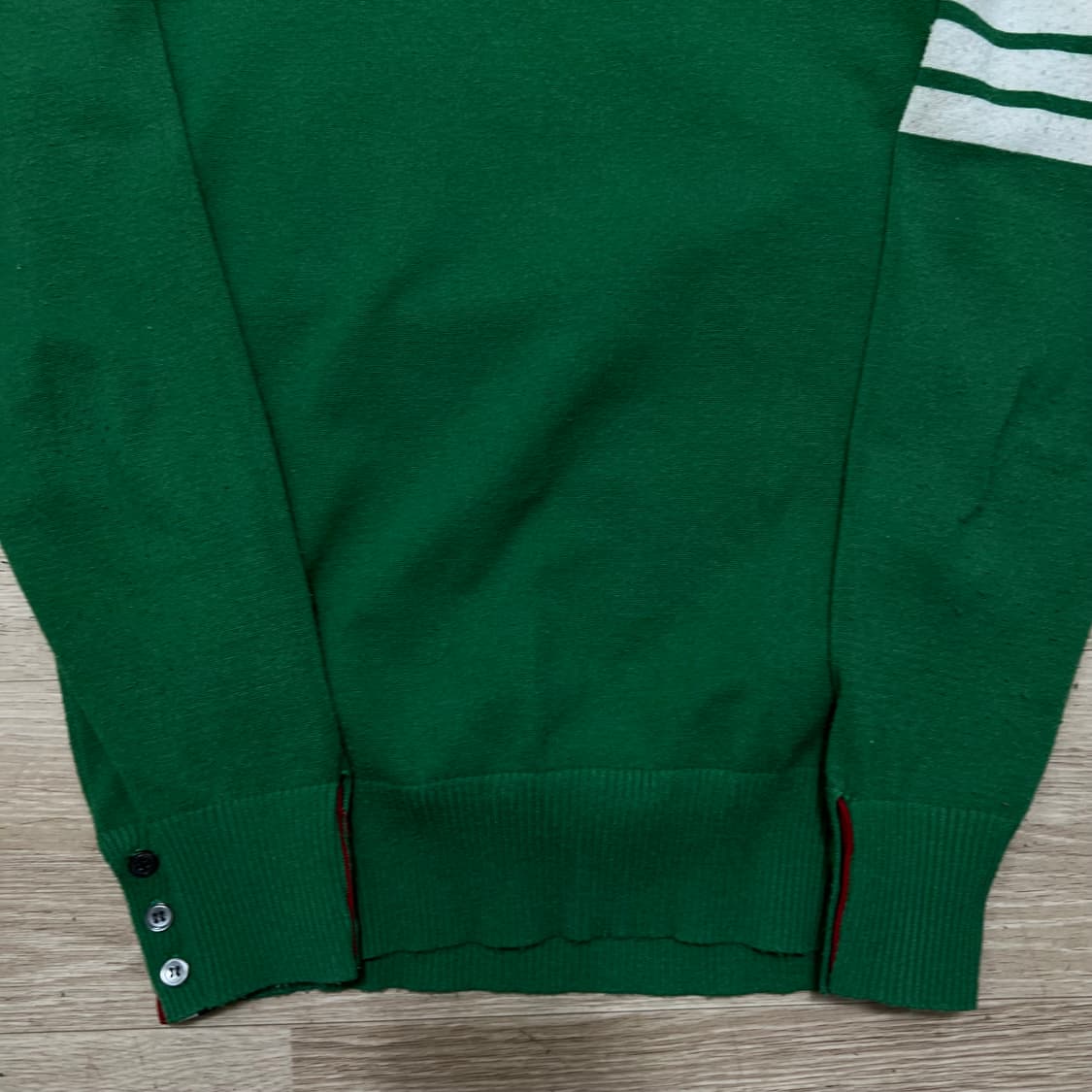 톰브라운 사선 완장 라운드 니트 스웨터 [그린] 2사이즈 상품이미지3