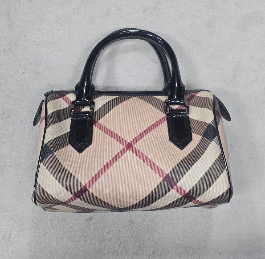 버버리 노바체크 시그니처 미니 보스턴백 상품이미지2