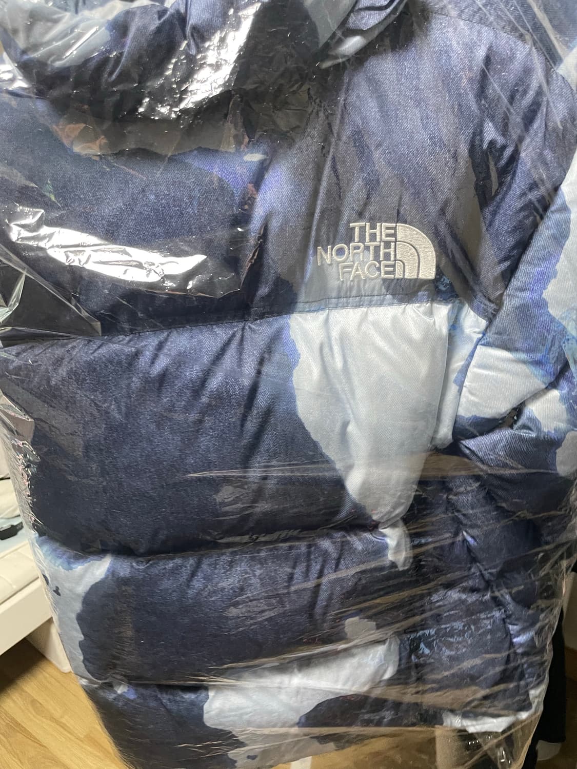 [M]슈프림x노스페이스 블리치드 데님 눕시 패딩 상품이미지3