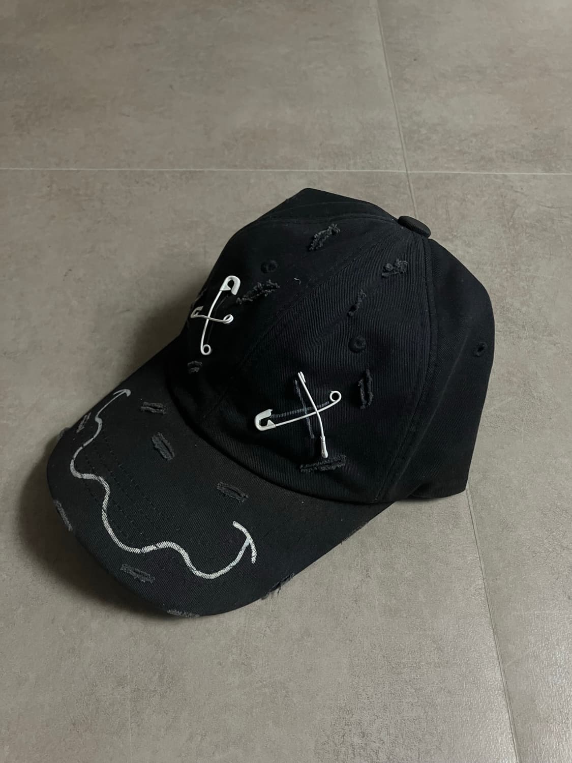 바조우 99%is 스마일 볼캡 초판 상품이미지2