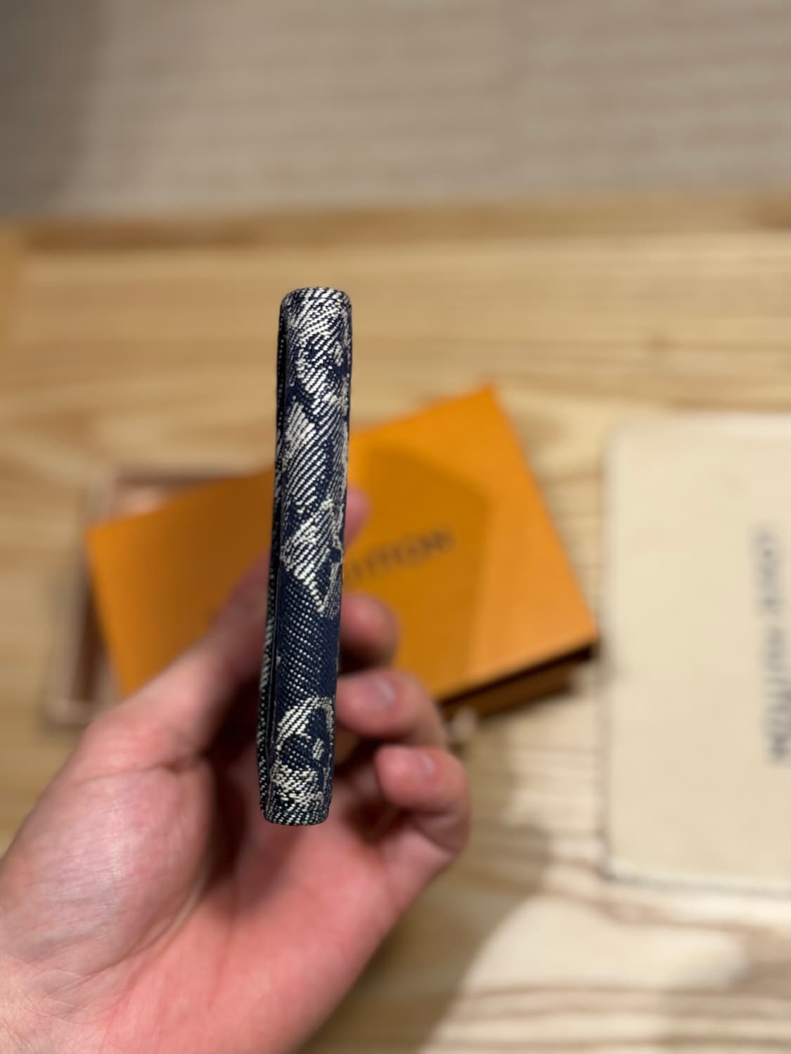 루이비통 오거나이저 테피스트리 데님 한정판 카드지갑 상품이미지7