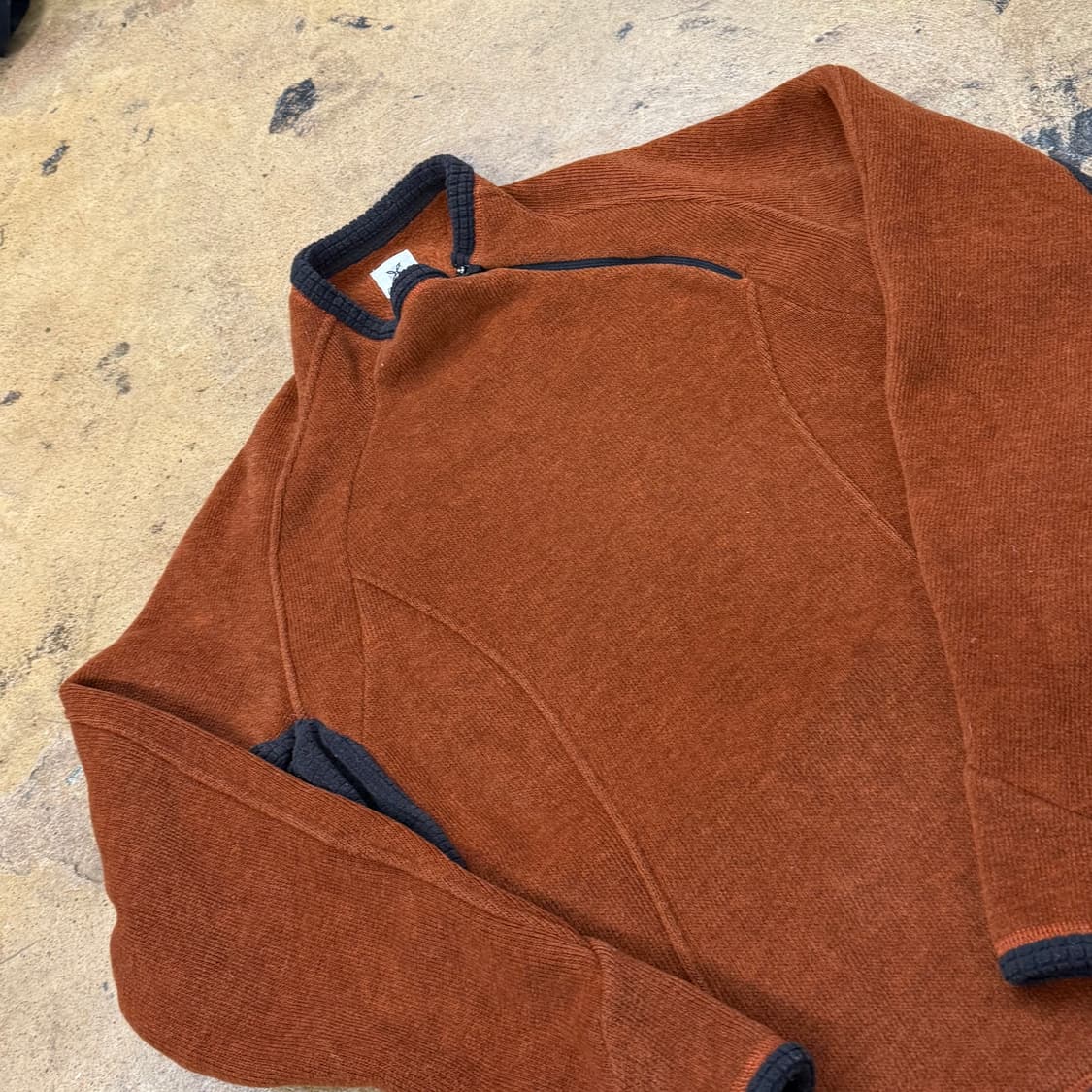 [정품/M] 몬츄라 주황색 하프넥 니트 스웨터 b15 상품이미지1