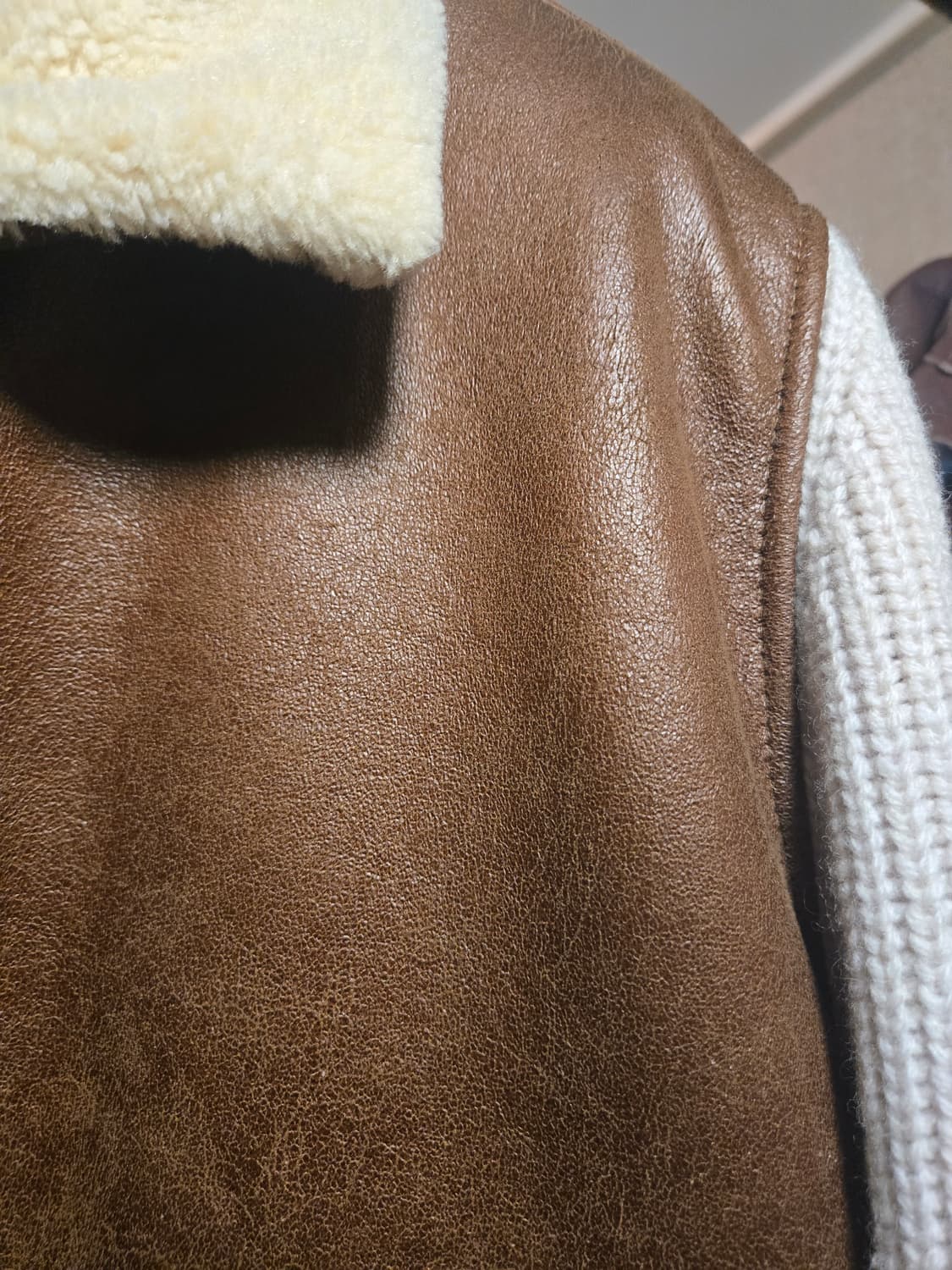 그란싸소 니트 슬리브 가죽 하이브리드 자켓 니트패딩 상품이미지6