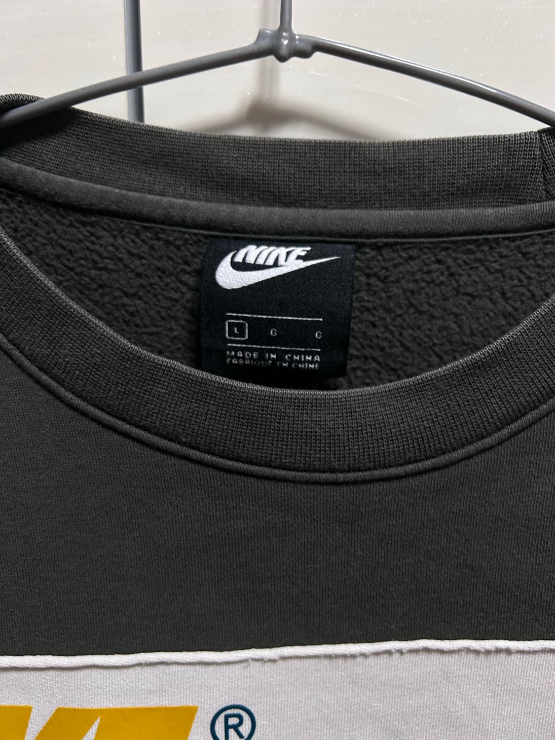 나이키 카키 로고 패치 맨투맨 L 상품이미지2