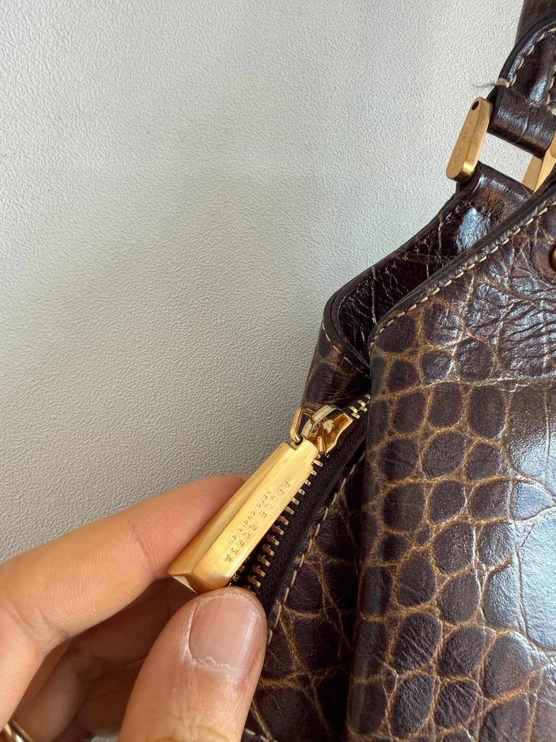 페레보사(PELLE BORSA) 크로커 패턴 숄더백 상품이미지8