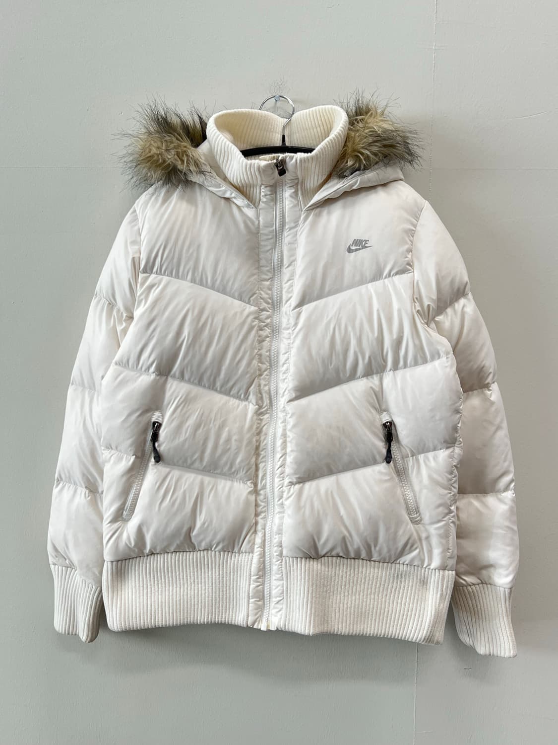 (L) 나이키 우먼스 다운 패딩 점퍼 컬쳐 다운 자켓 화이트 상품이미지2