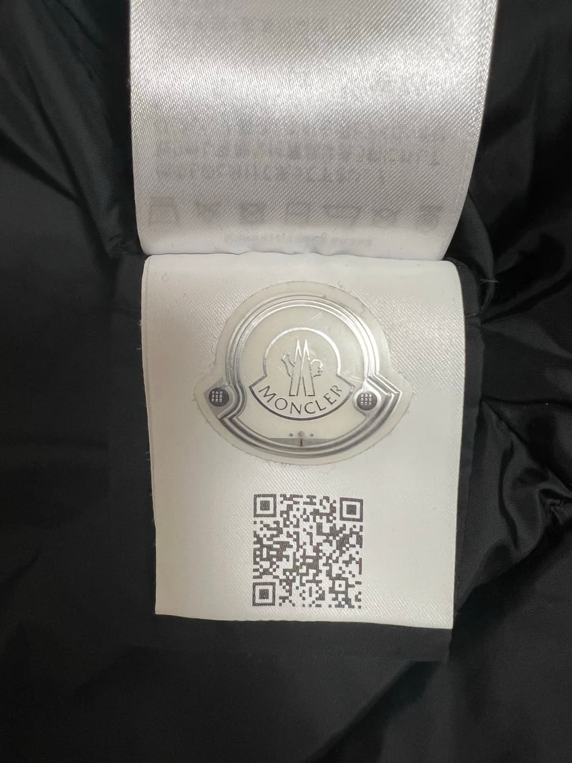 정품 몽클레어 아벨 폭스퍼 패딩 12Y 상품이미지5