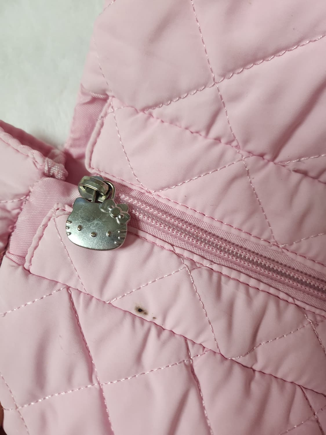 헬로키티 핑크 퀼팅 스팽글 빅  숄더백 상품이미지4