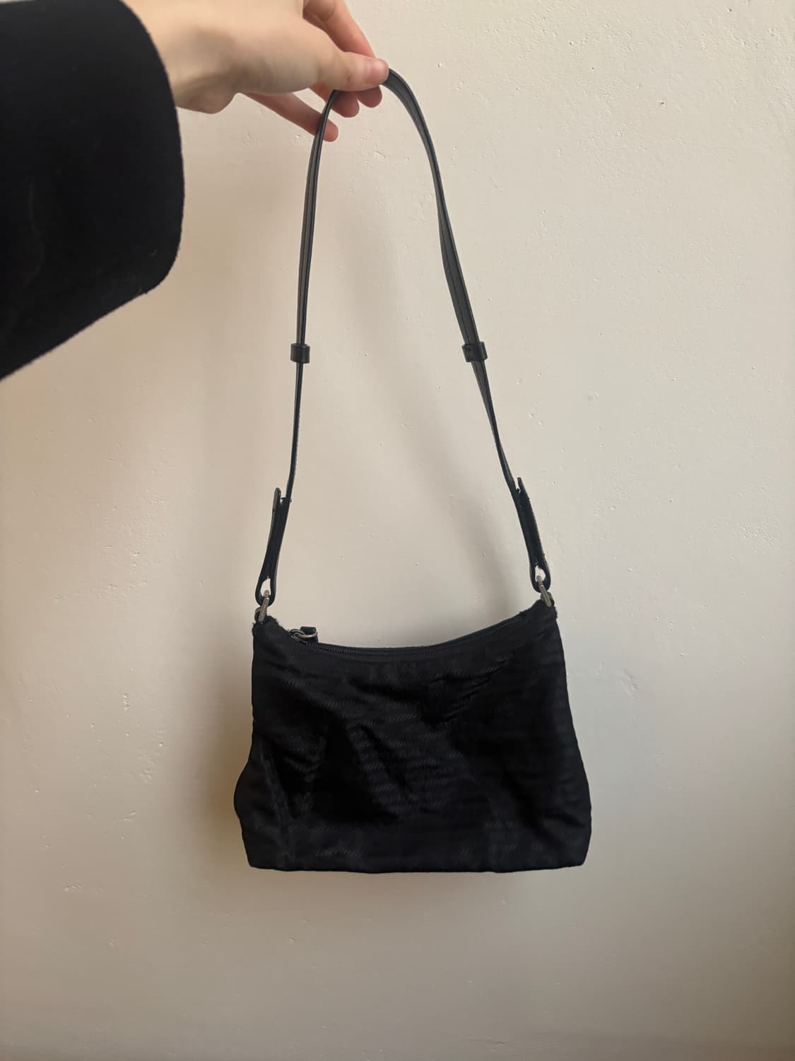 프라다 블랙 y2k 호보백 숄더백 상품이미지1