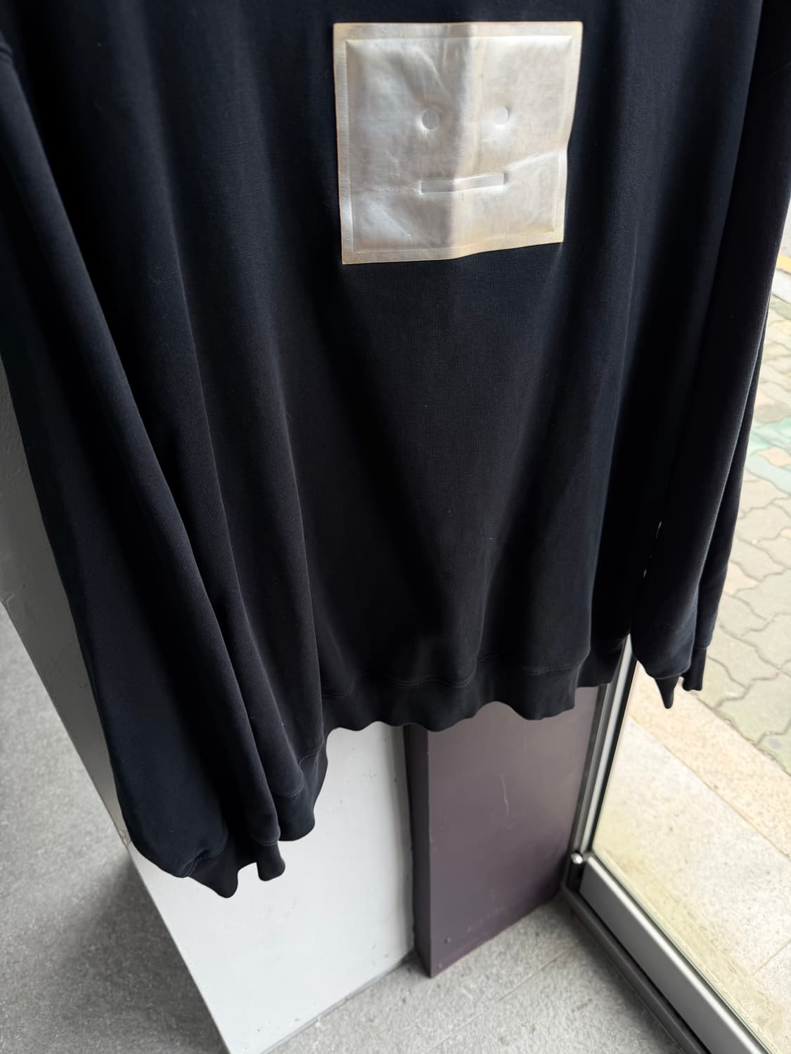 XL/ 아크네스튜디오 실버 포바 빅로고 맨투맨 상품이미지4