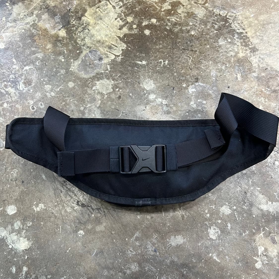 나이키 힙색 웨이스트백 가방 크로스백 상품이미지3