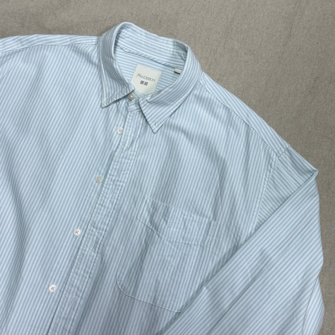 유니클로 jw앤더슨 하늘색 스트라이프 셔츠 L 상품이미지2