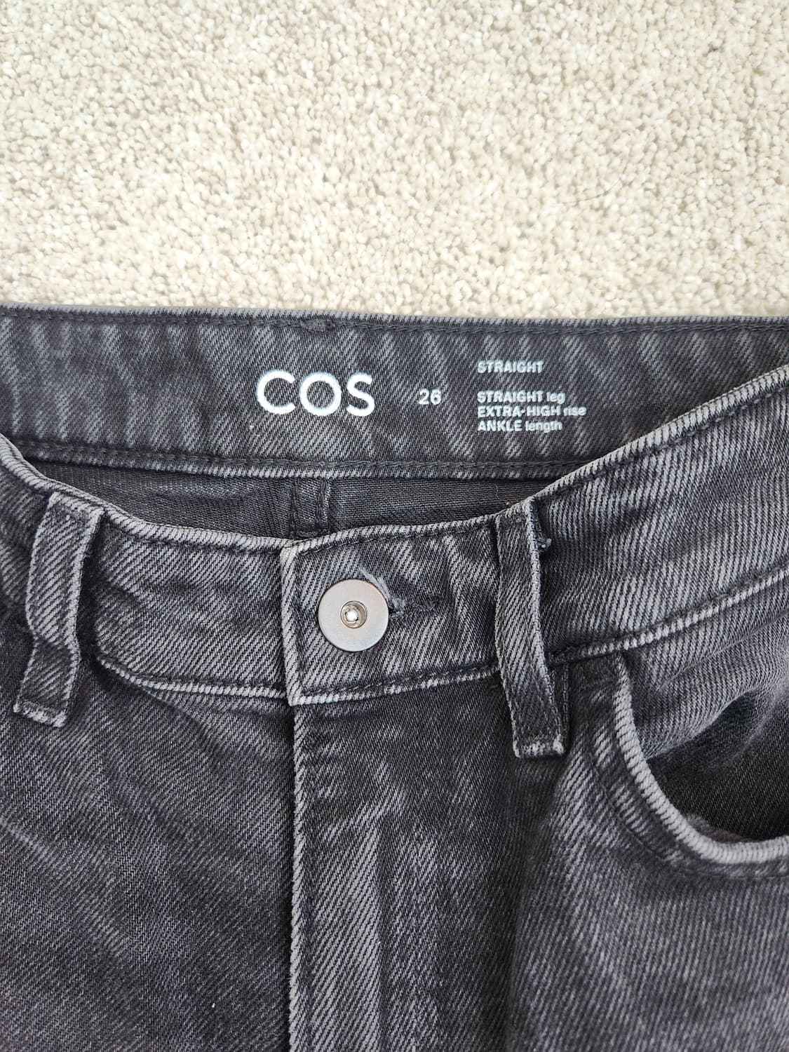 COS 코스 하이라이즈 앵클 데님 (26)  상품이미지3