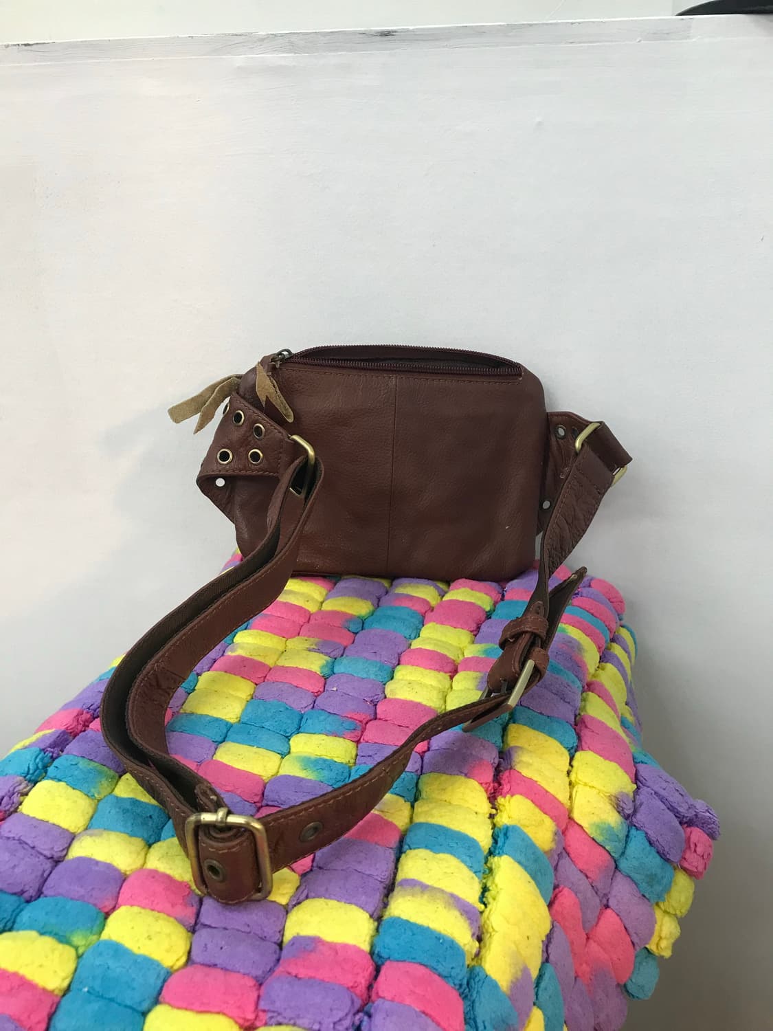 빈티지 별 펀칭 디테일 가죽 웨이스트백 벨트가방  상품이미지5