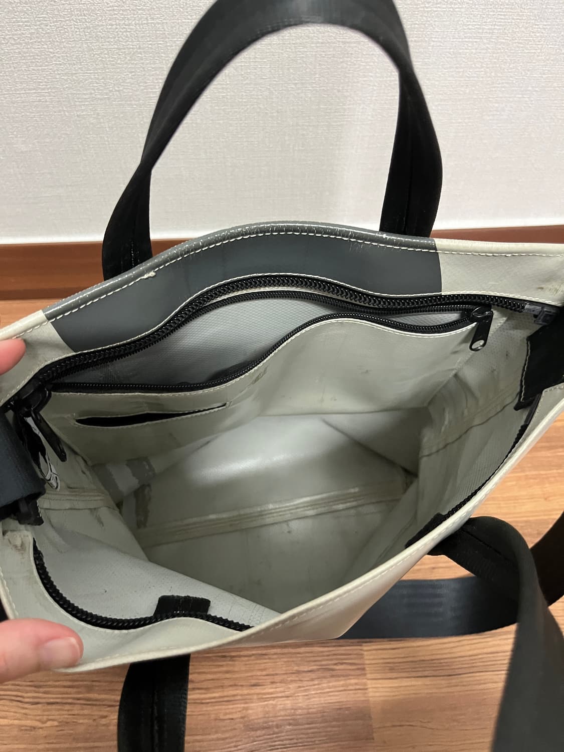 Freitag 리랜드 회흰 팝니다 상품이미지6