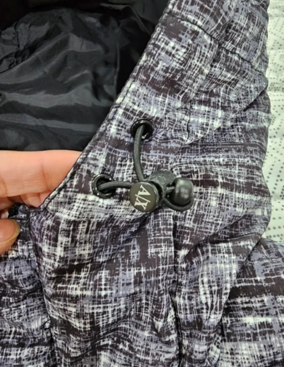 아르마니 Armani Exchange 후드 패딩 조끼 L 상품이미지3