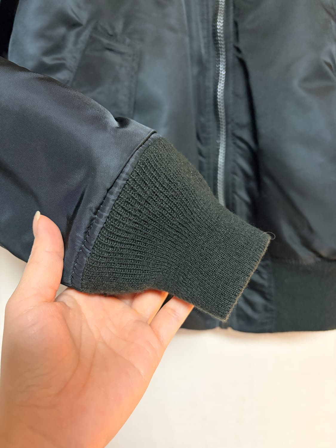 알파인더스트리 플라이트 MA-1 블랙 봄버 자켓 상품이미지2