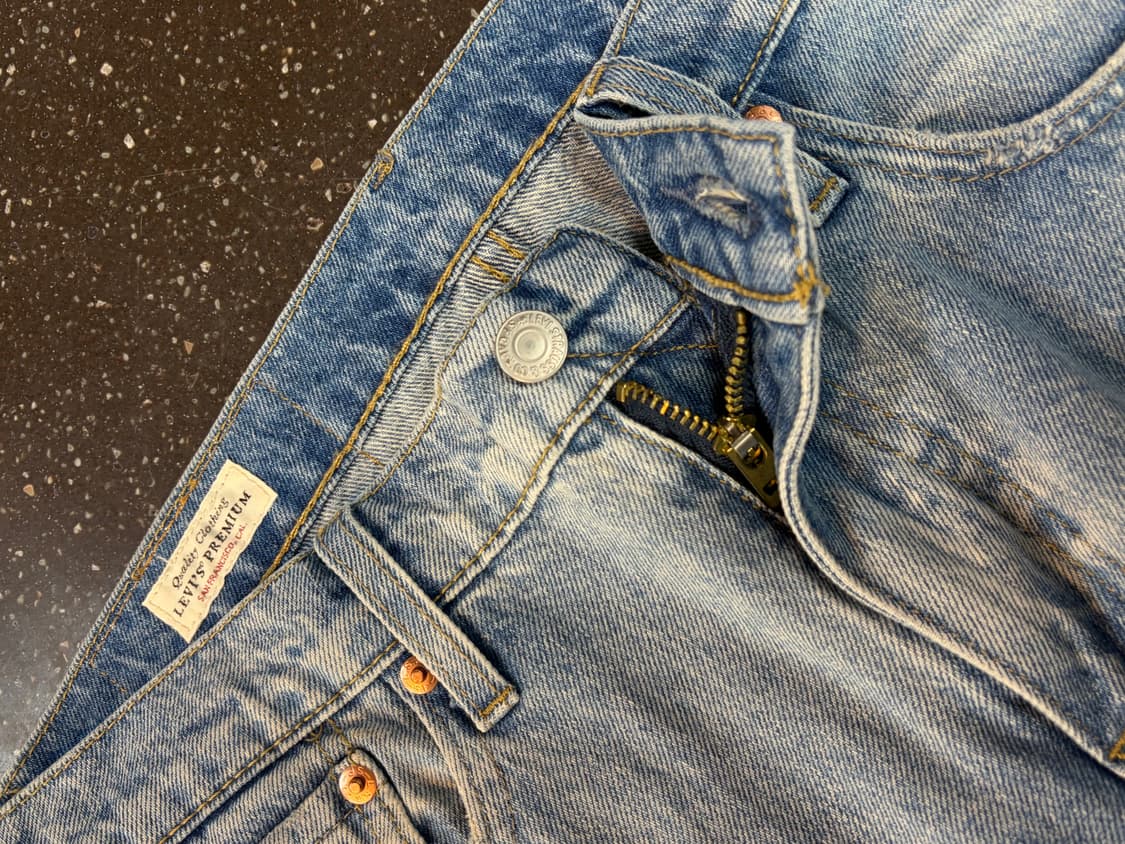 리바이스 프리미엄 하이볼 워싱 데미지드 데님 팬츠 상품이미지6