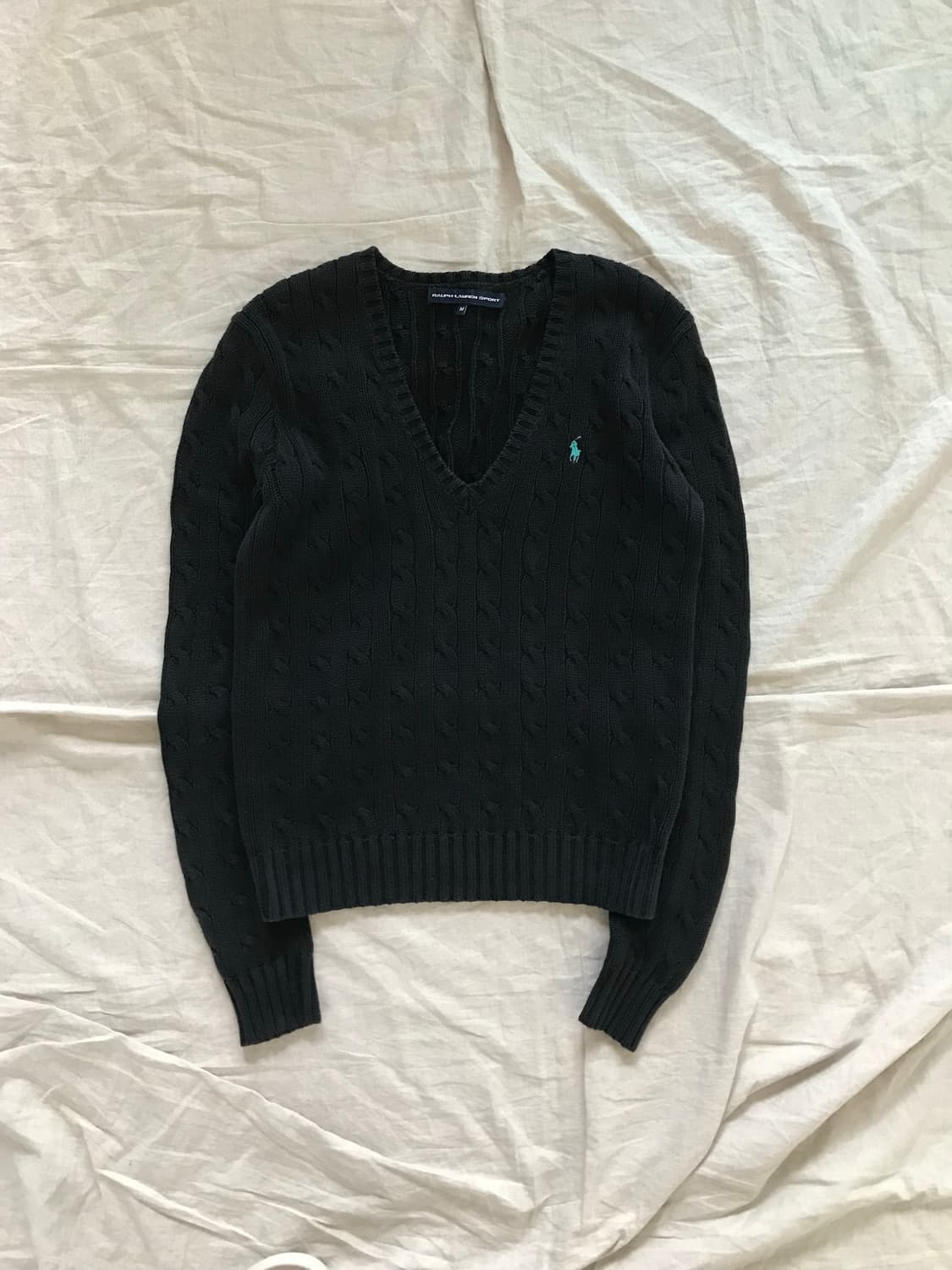 폴로 랄프로렌 포니로고 블랙 브이넥 케이블 니트 상품이미지5