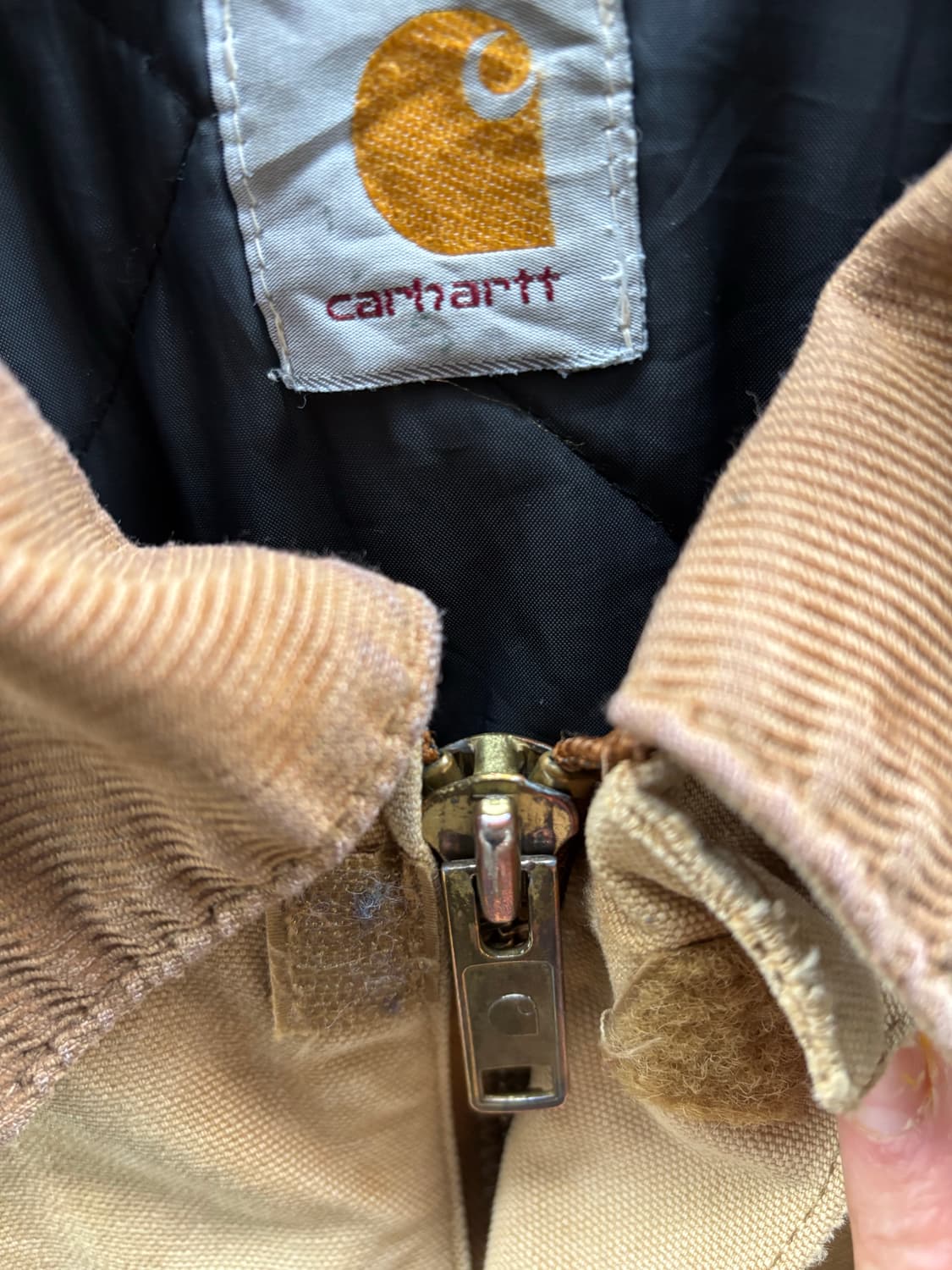 칼하트 아크틱 트레디셔널 자켓 상품이미지4