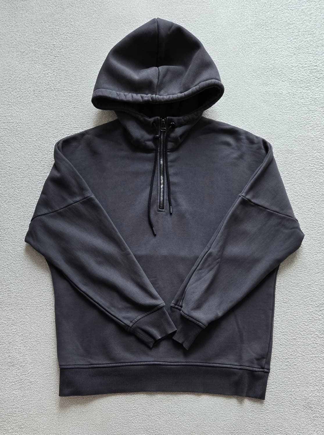 솔리드옴므 하프집업 후드티 상품이미지1