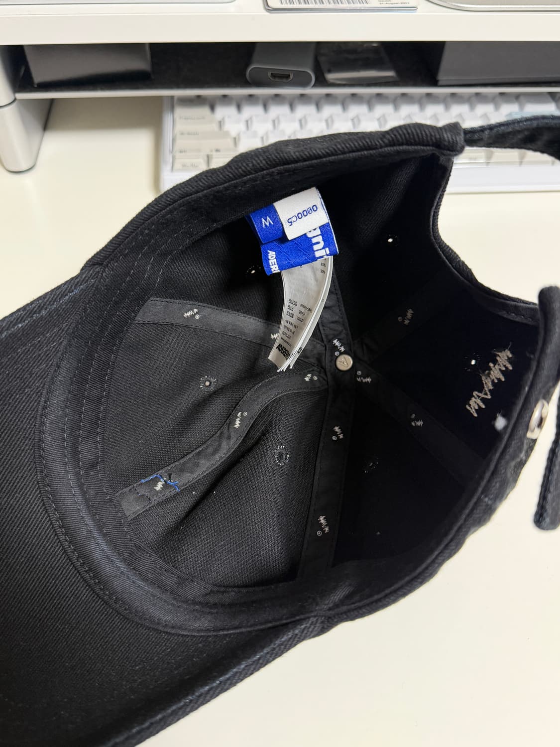 아더에러 볼캡 상품이미지3